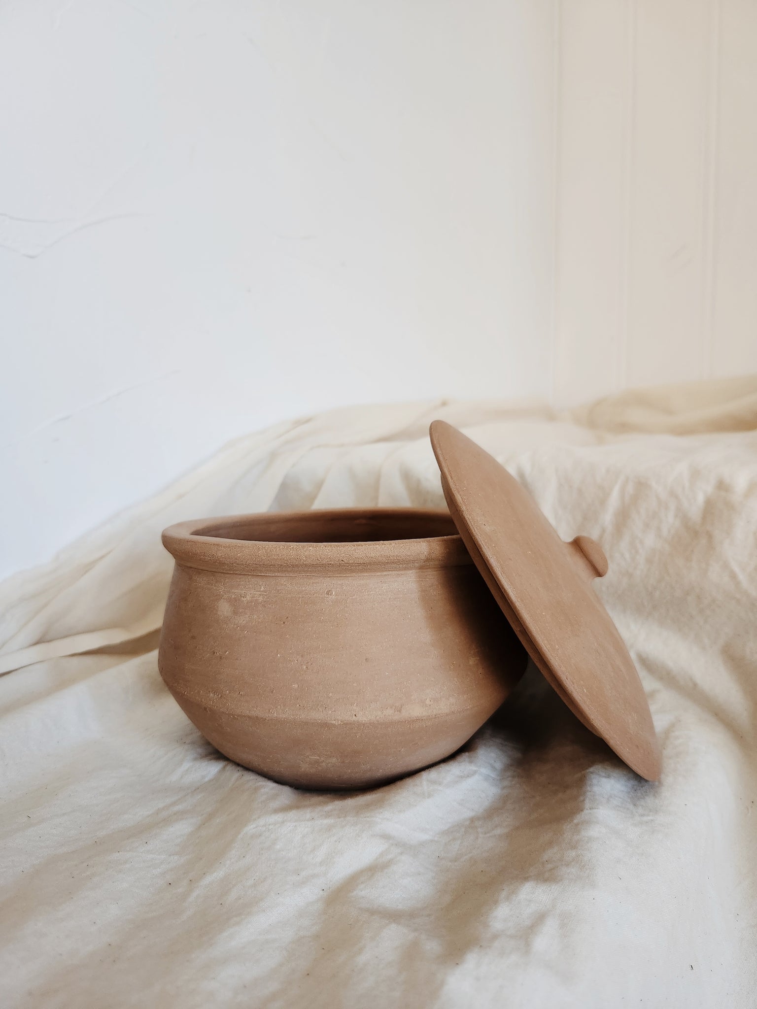 Terracotta Ceramic | Handmade Pottery for a Timeless Touch