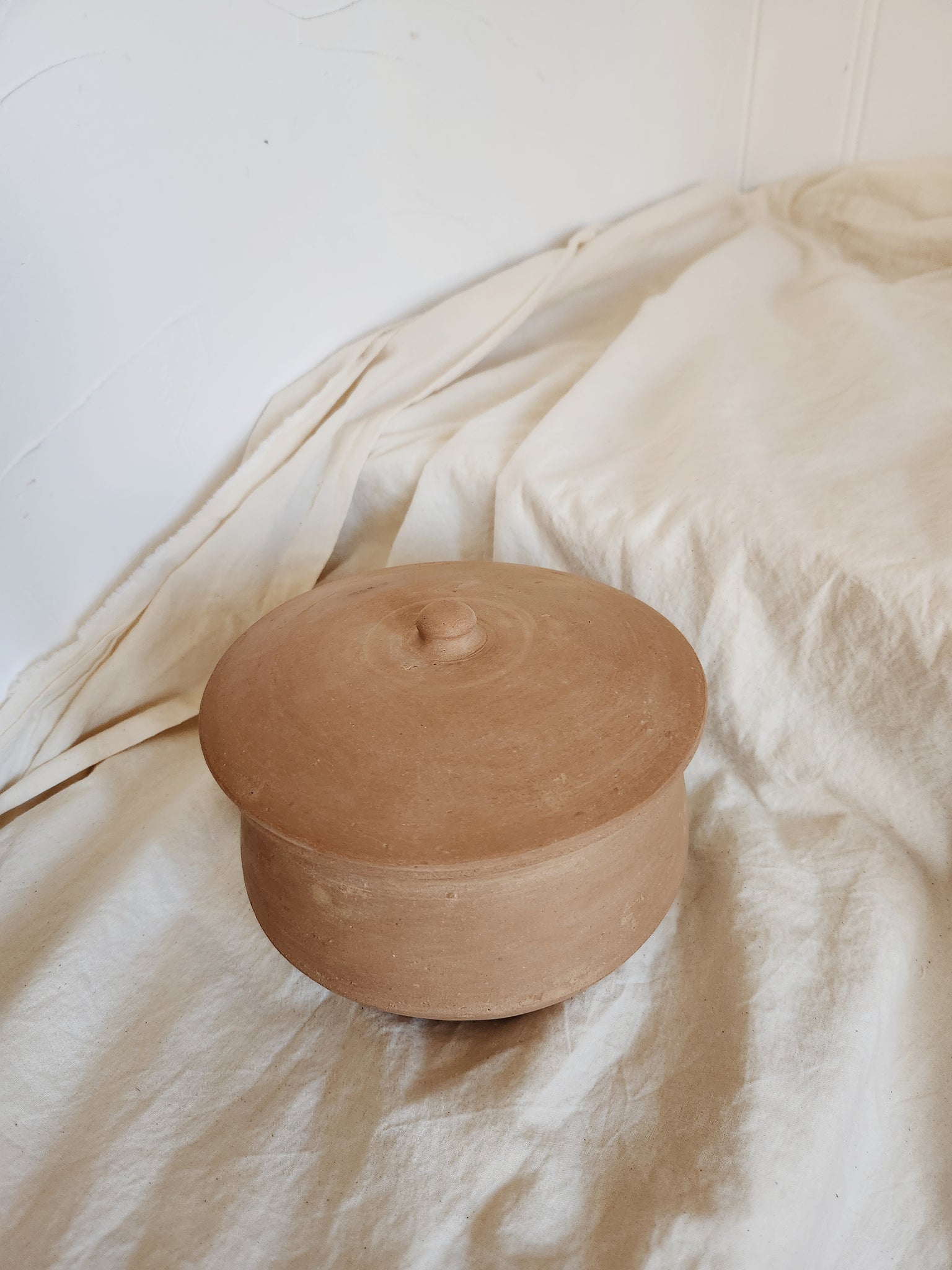 Terracotta Ceramic | Handmade Pottery for a Timeless Touch